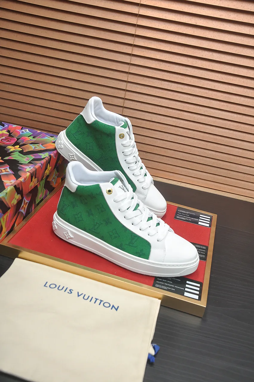 Men's shoes 💰600💶[LOUIS VUITTON] Original order price (mesh lining) new model 🍀LV Louis Vuitton * - top version of LV classic trendy shoes! Made of imported original cowhide, water-dyed cowhide lining, and original wear-resistant rubber outsole! High quality products! Code number 38-45 (45 is custom-made and cannot be returned or exchanged)